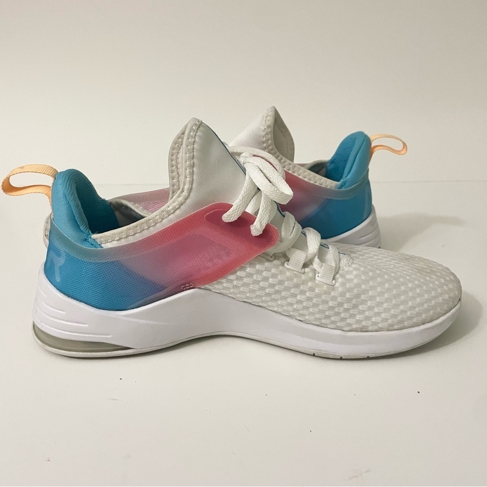 Nike Air Max Bella TR 2 Women's Size 8 Training Shoes Athletic Sneakers